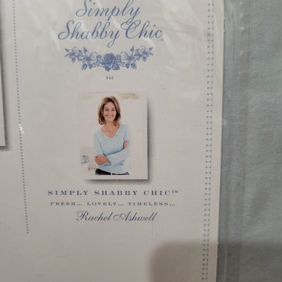 Simply Shabby Chic by Rachel Ashwell Belle Hydrangea Rose KING Duvet Set NEW - Picture 6 of 7